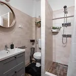 Апартаменты Zemplen Gyoengye Vendeghaz *
